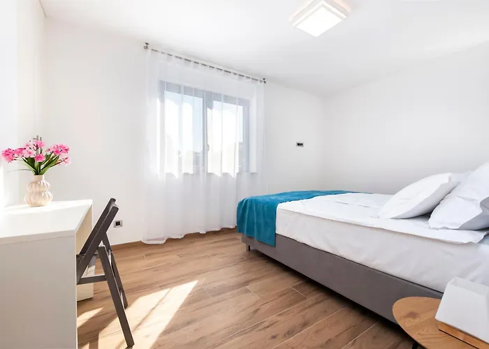Apartments Mauro